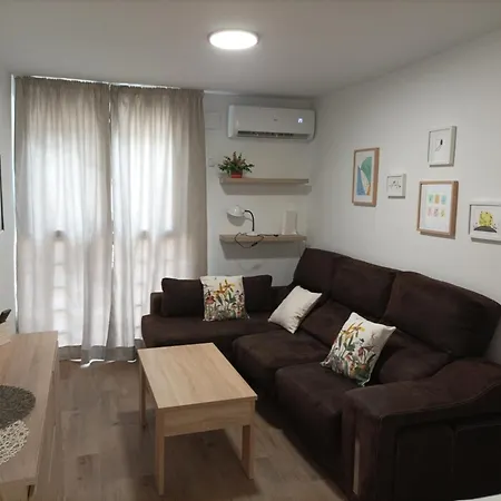 Acogedor Junto Palacio Congresos Appartement *